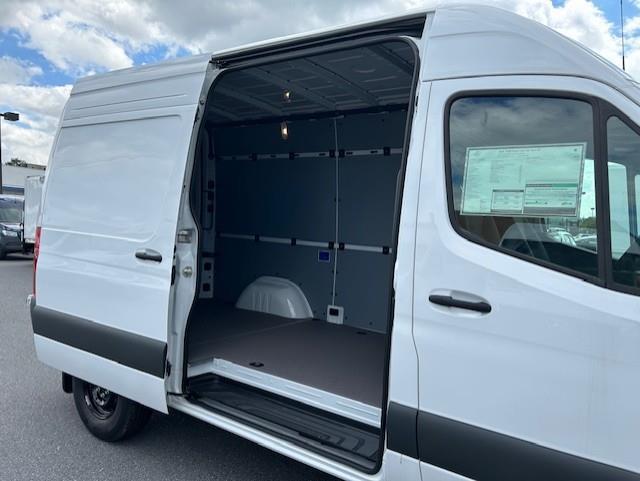new 2025 Mercedes-Benz Sprinter 2500 car, priced at $63,144