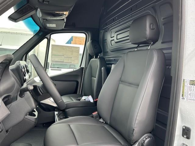 new 2025 Mercedes-Benz Sprinter 2500 car, priced at $58,814