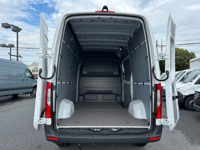 new 2025 Mercedes-Benz Sprinter 2500 car, priced at $58,814