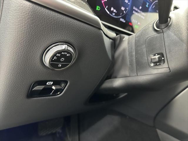 new 2025 Mercedes-Benz GLC 350e car, priced at $63,650