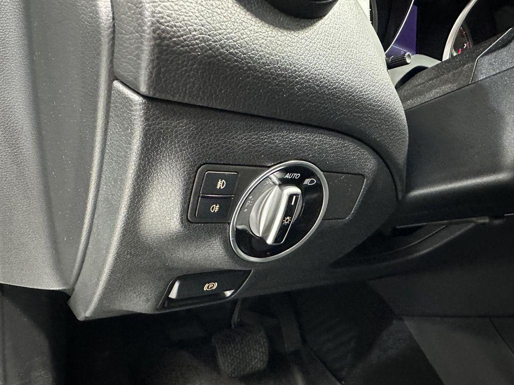 used 2018 Mercedes-Benz GLA 250 car, priced at $19,900