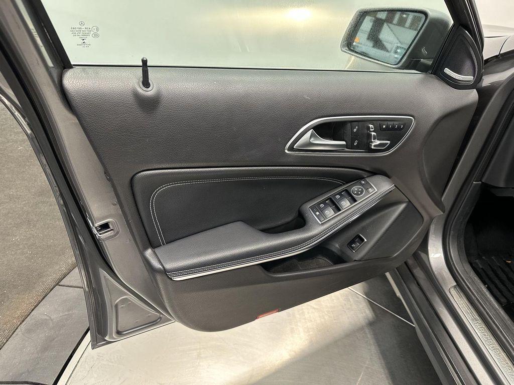 used 2018 Mercedes-Benz GLA 250 car, priced at $19,900