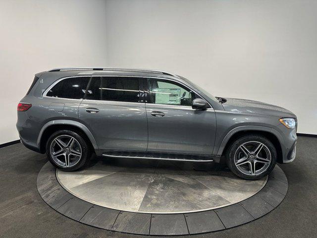 new 2025 Mercedes-Benz GLS 450 car, priced at $95,685