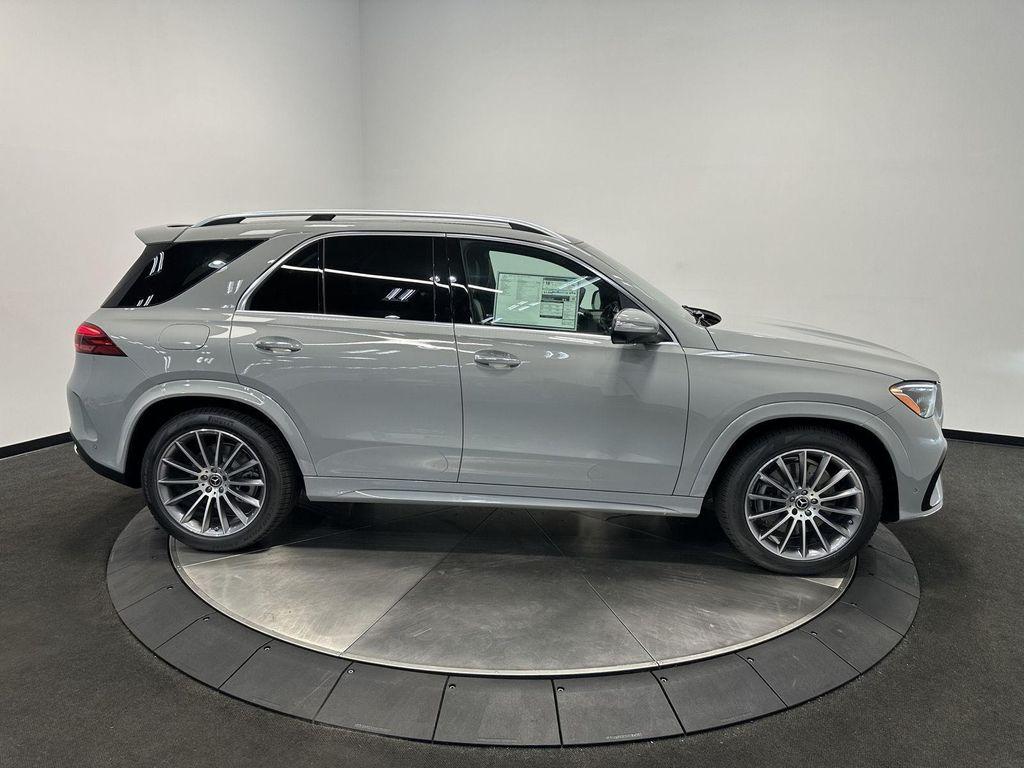 new 2026 Mercedes-Benz GLE 580 car, priced at $104,480