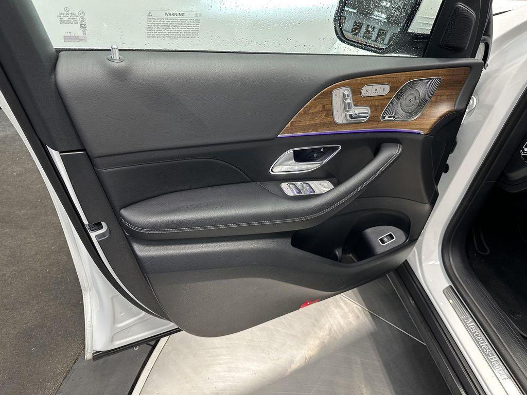 used 2025 Mercedes-Benz GLE 350 car, priced at $63,400