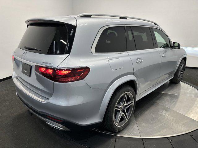 new 2025 Mercedes-Benz GLS 450 car, priced at $95,915