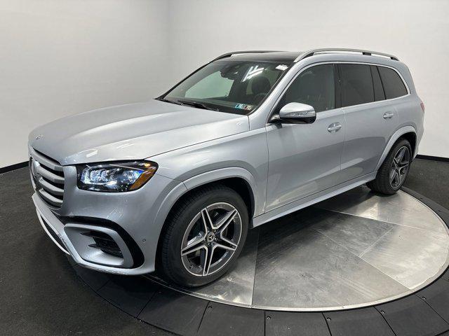 new 2025 Mercedes-Benz GLS 450 car, priced at $95,915