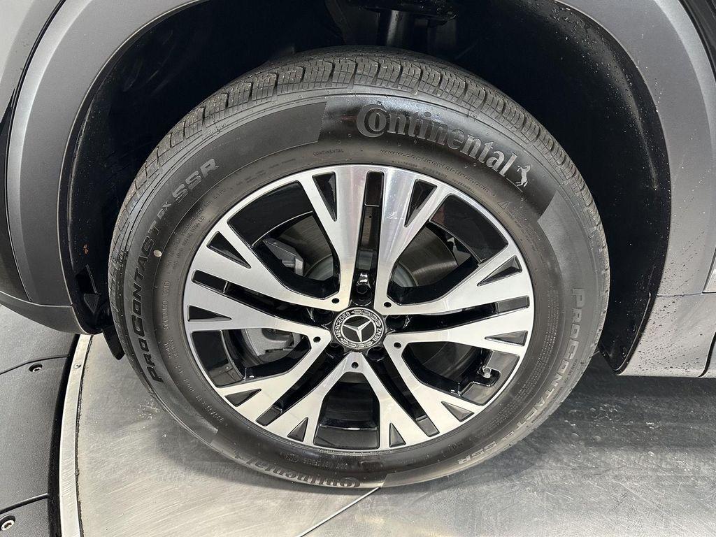 used 2025 Mercedes-Benz GLB 250 car, priced at $44,900