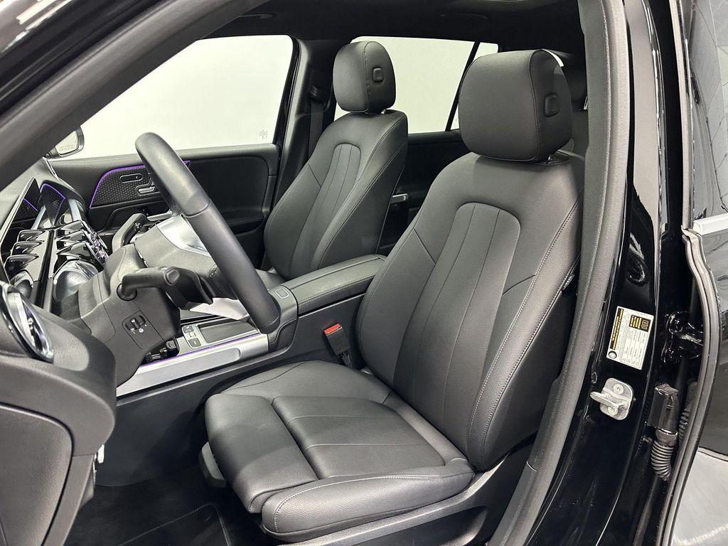 used 2025 Mercedes-Benz GLB 250 car, priced at $44,900