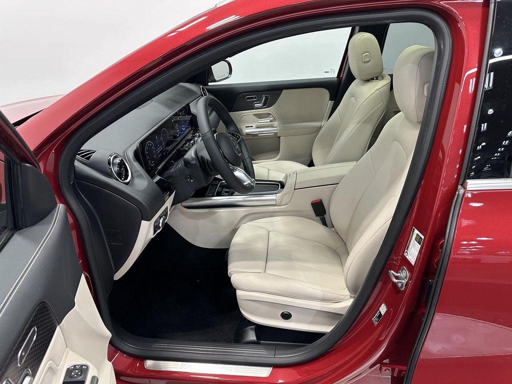 new 2026 Mercedes-Benz GLA 250 car, priced at $49,400