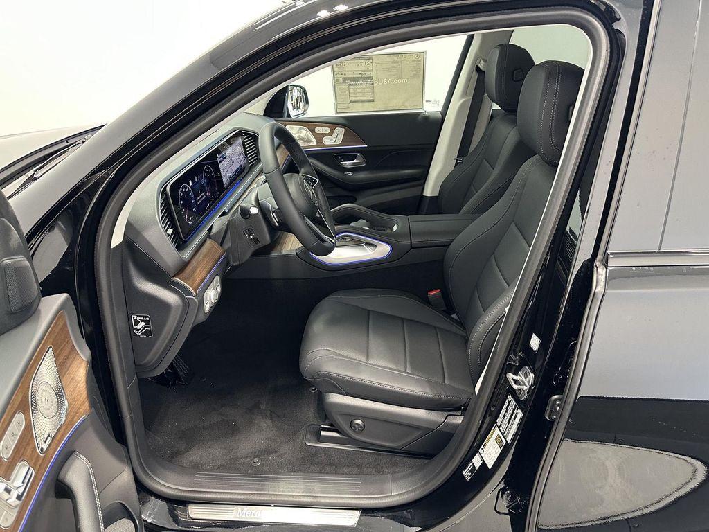 new 2026 Mercedes-Benz GLE 450 car, priced at $80,495