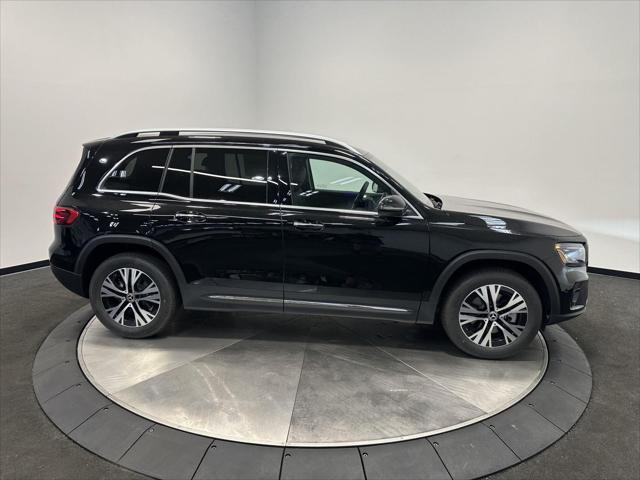 new 2025 Mercedes-Benz GLB 250 car, priced at $49,595