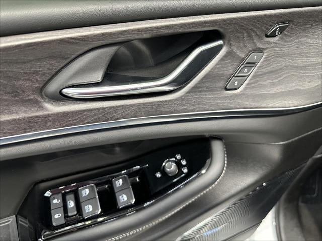 used 2024 Jeep Grand Cherokee car, priced at $49,990