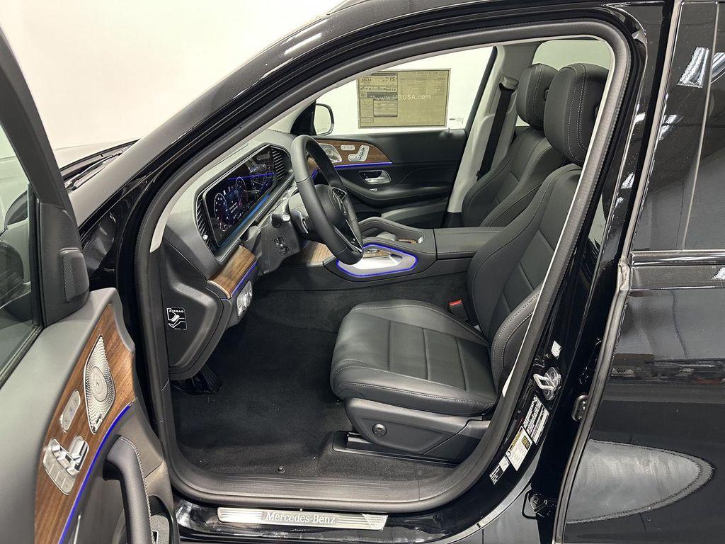 new 2026 Mercedes-Benz GLE 450 car, priced at $80,310
