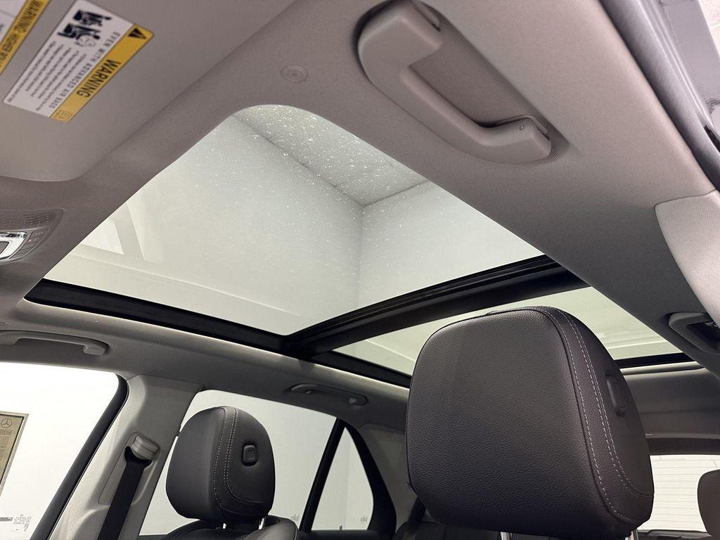 new 2026 Mercedes-Benz GLE 450 car, priced at $80,310