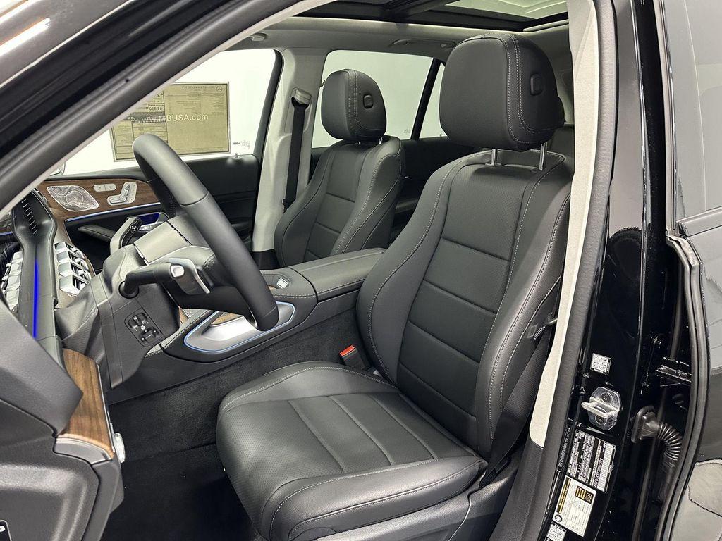 new 2026 Mercedes-Benz GLE 450 car, priced at $80,310