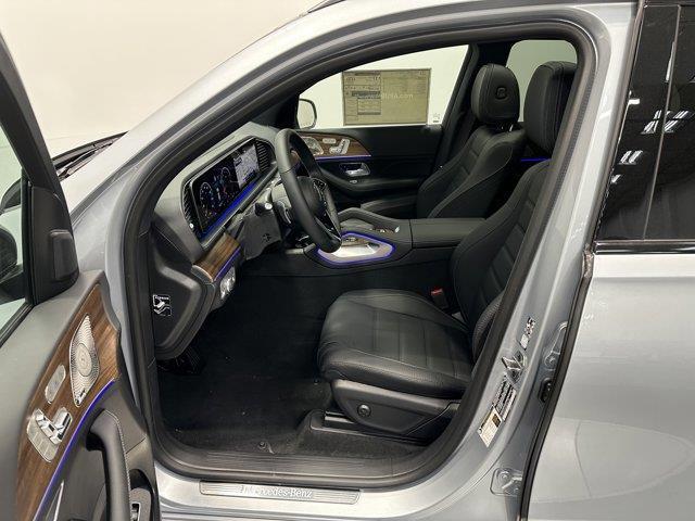 new 2025 Mercedes-Benz GLE 580 car, priced at $94,495