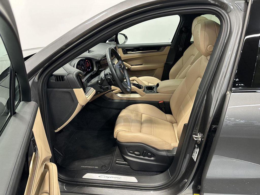 used 2025 Porsche Cayenne car, priced at $99,900