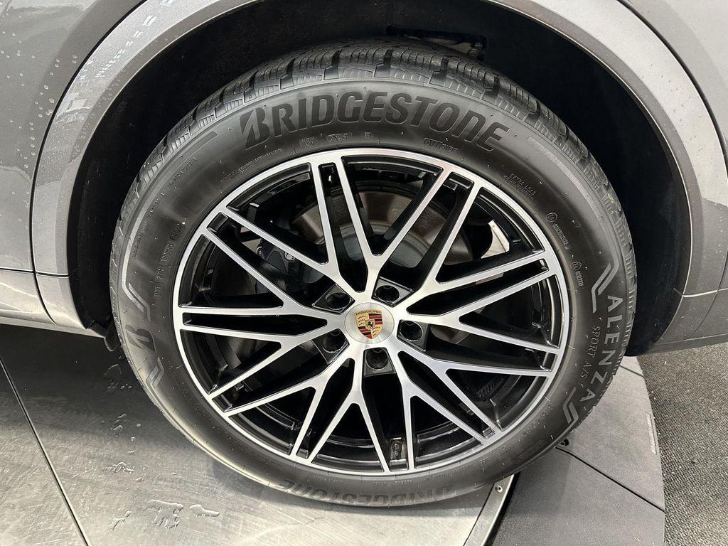 used 2025 Porsche Cayenne car, priced at $99,900