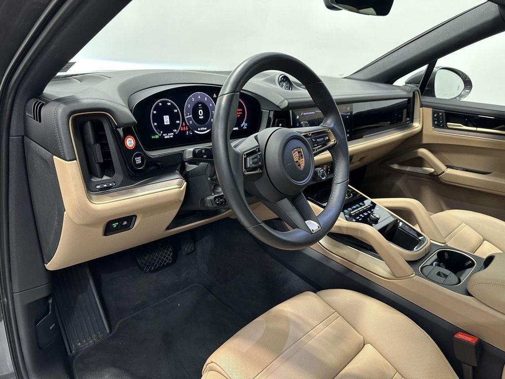 used 2025 Porsche Cayenne car, priced at $99,900