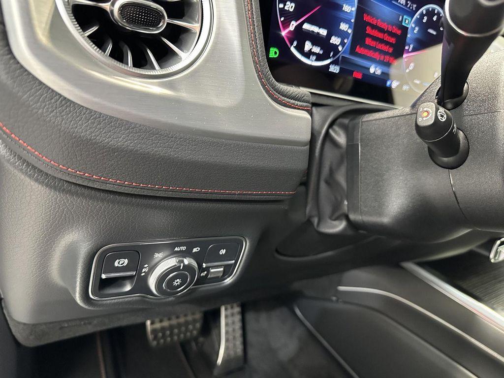new 2025 Mercedes-Benz AMG G 63 car, priced at $202,485
