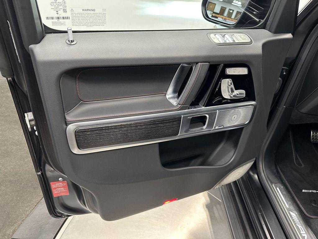 new 2025 Mercedes-Benz AMG G 63 car, priced at $202,485