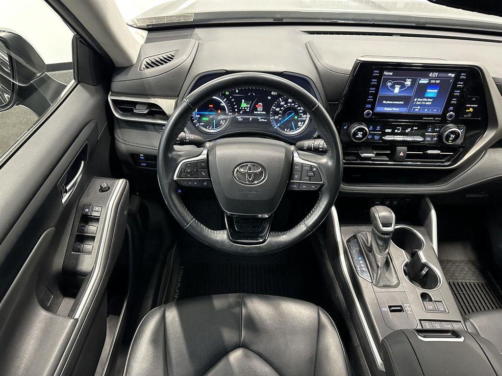 used 2020 Toyota Highlander Hybrid car, priced at $35,400