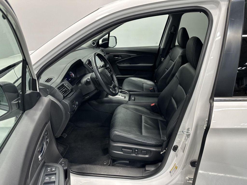 used 2022 Honda Pilot car, priced at $29,790