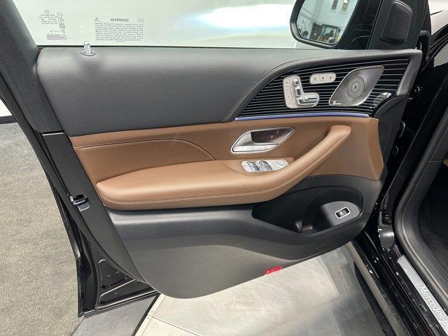 new 2025 Mercedes-Benz GLS 450 car, priced at $104,540