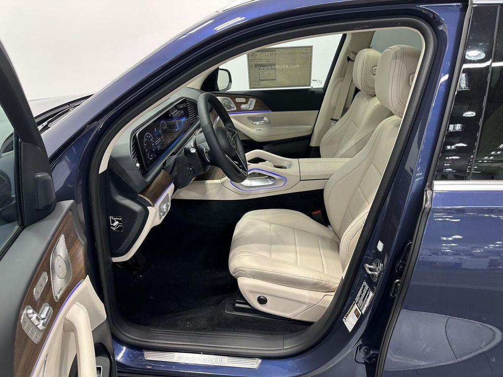 new 2025 Mercedes-Benz GLE 350 car, priced at $77,520