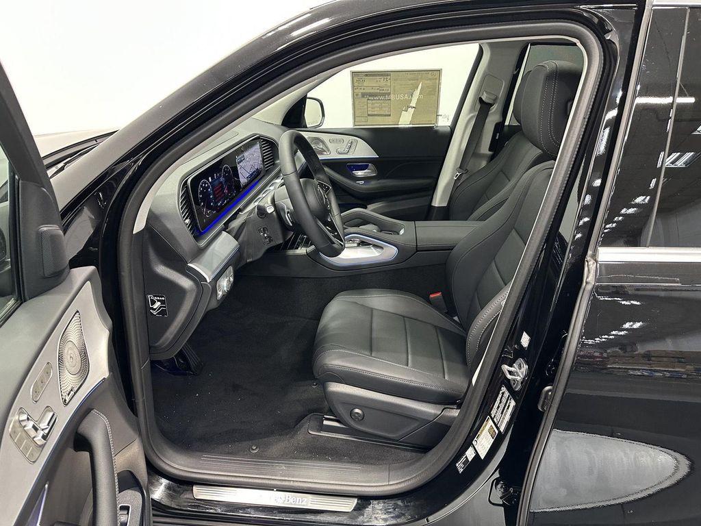 new 2026 Mercedes-Benz GLE 450 car, priced at $83,930