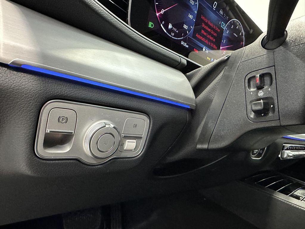 new 2026 Mercedes-Benz GLE 450 car, priced at $83,930