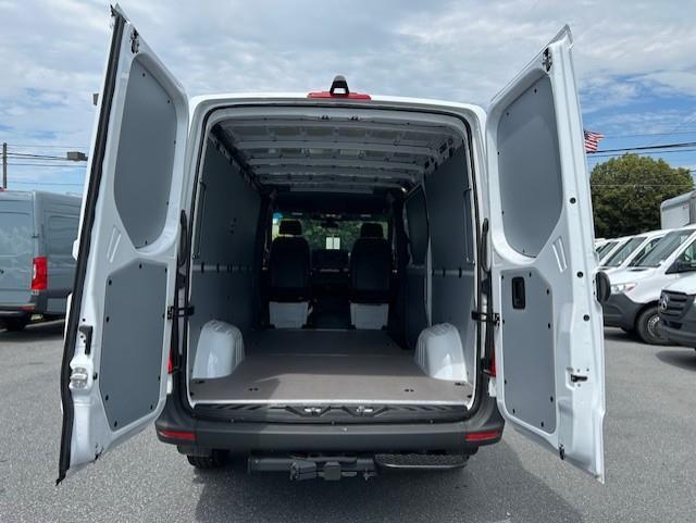 new 2025 Mercedes-Benz Sprinter 2500 car, priced at $52,269