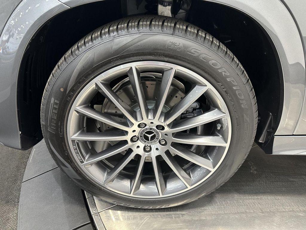 new 2026 Mercedes-Benz GLE 450 car, priced at $81,840