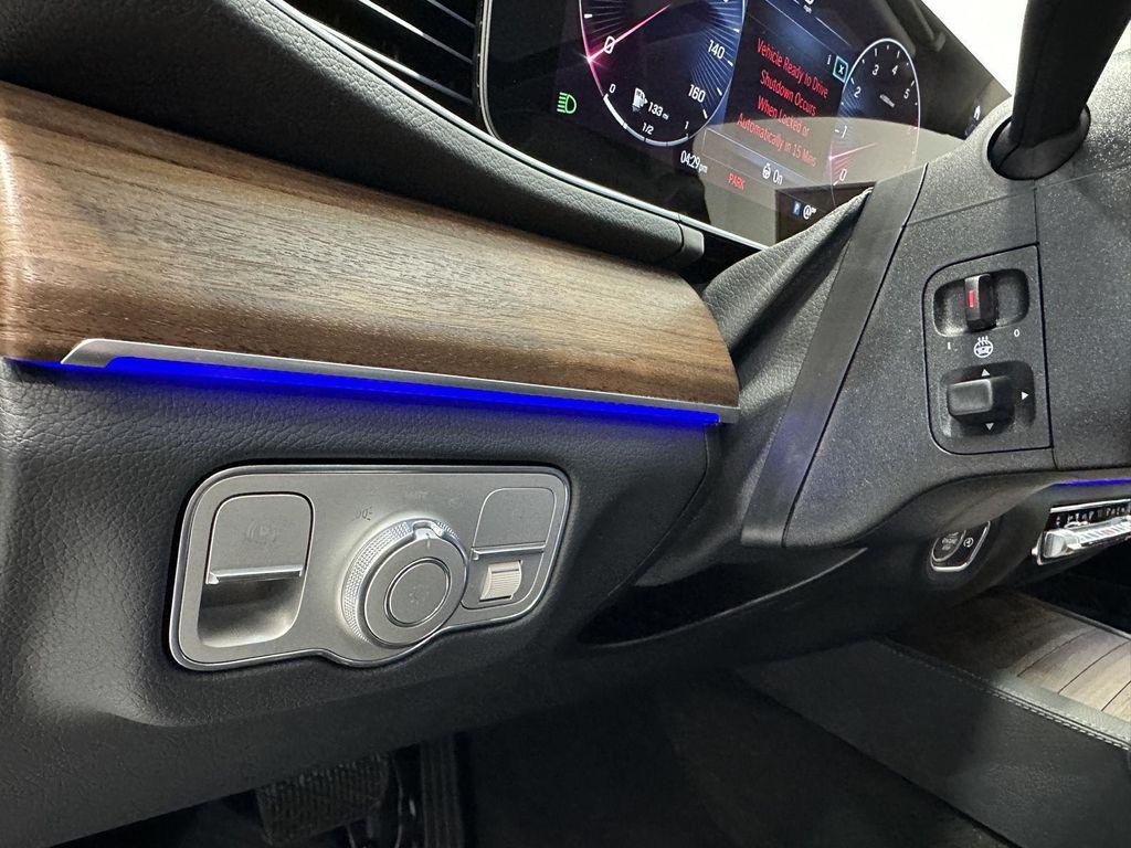 new 2026 Mercedes-Benz GLE 450 car, priced at $81,840