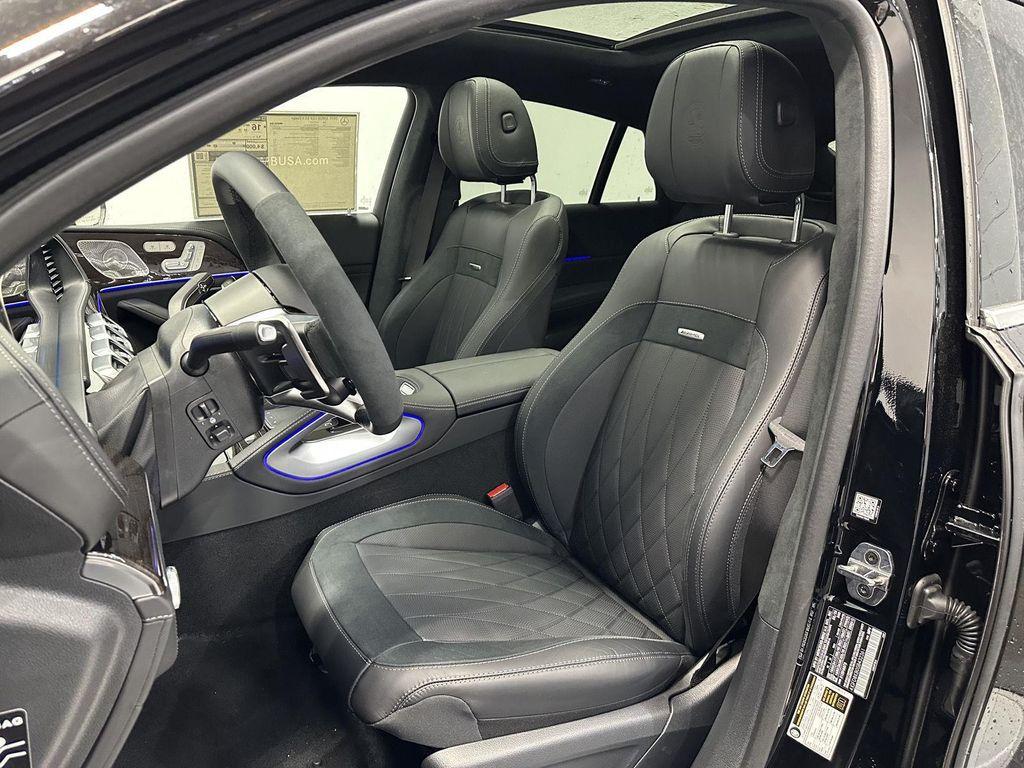 new 2025 Mercedes-Benz AMG GLE 63 car, priced at $138,565