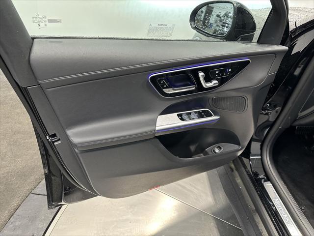 new 2025 Mercedes-Benz GLC 300 car, priced at $65,595