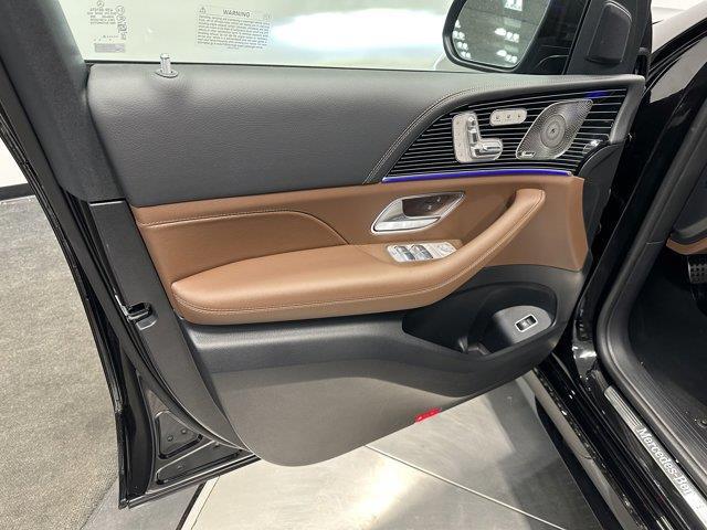 new 2025 Mercedes-Benz GLS 450 car, priced at $104,510