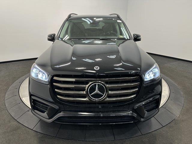 new 2025 Mercedes-Benz GLS 450 car, priced at $104,510