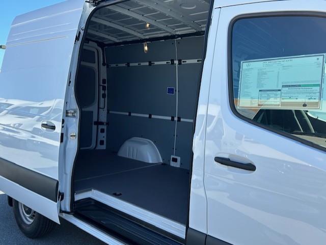 new 2025 Mercedes-Benz Sprinter 2500 car, priced at $55,350