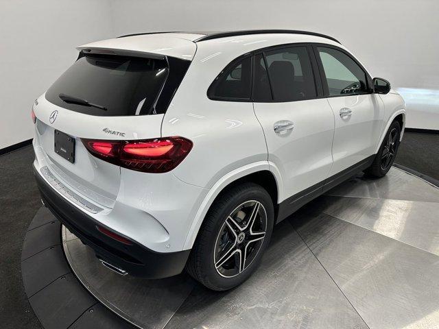 new 2024 Mercedes-Benz GLA 250 car, priced at $52,810