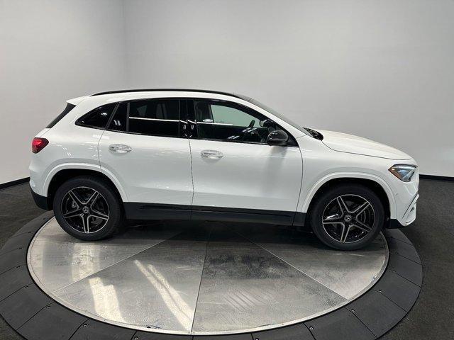 new 2024 Mercedes-Benz GLA 250 car, priced at $52,810