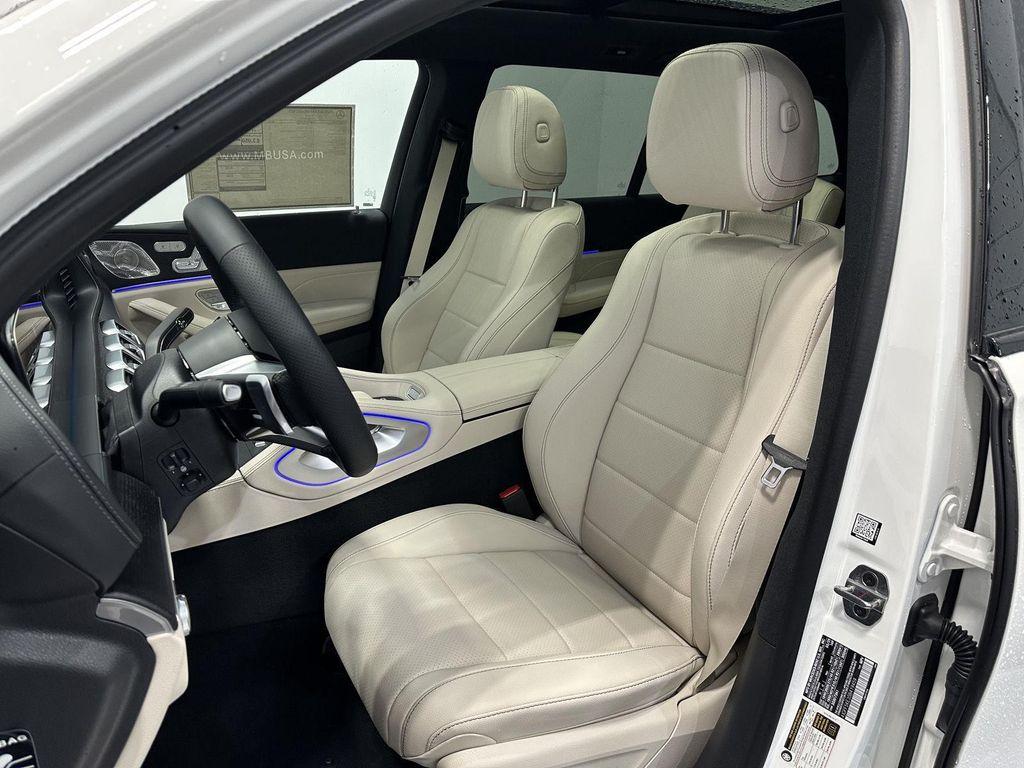 new 2025 Mercedes-Benz GLS 450 car, priced at $97,430
