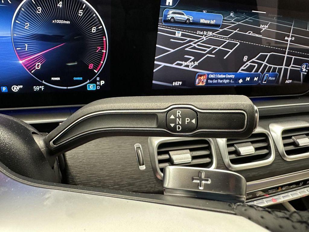 new 2025 Mercedes-Benz GLS 450 car, priced at $97,430
