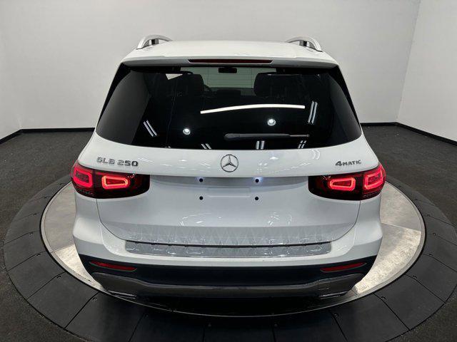 used 2021 Mercedes-Benz GLB 250 car, priced at $24,000