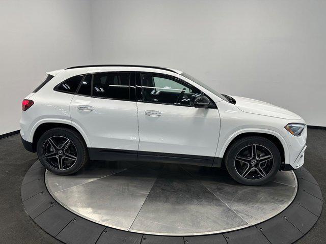 new 2025 Mercedes-Benz GLA 250 car, priced at $52,125