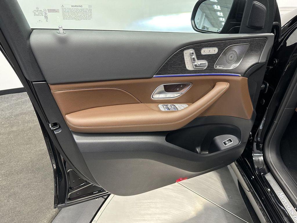 new 2026 Mercedes-Benz GLS 450 car, priced at $98,560