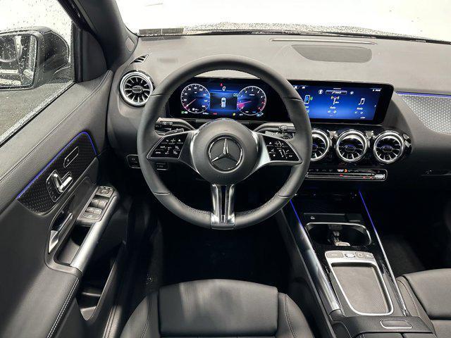 new 2025 Mercedes-Benz GLA 250 car, priced at $47,295