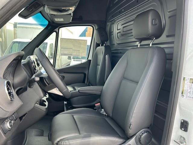 new 2025 Mercedes-Benz Sprinter 2500 car, priced at $58,814