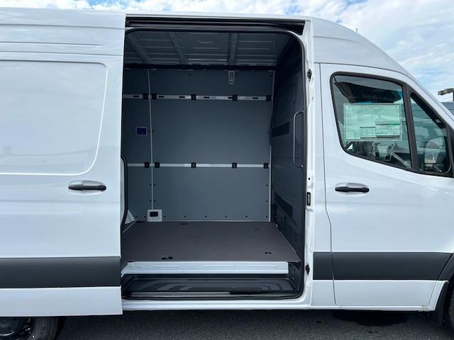 new 2025 Mercedes-Benz Sprinter 2500 car, priced at $58,814